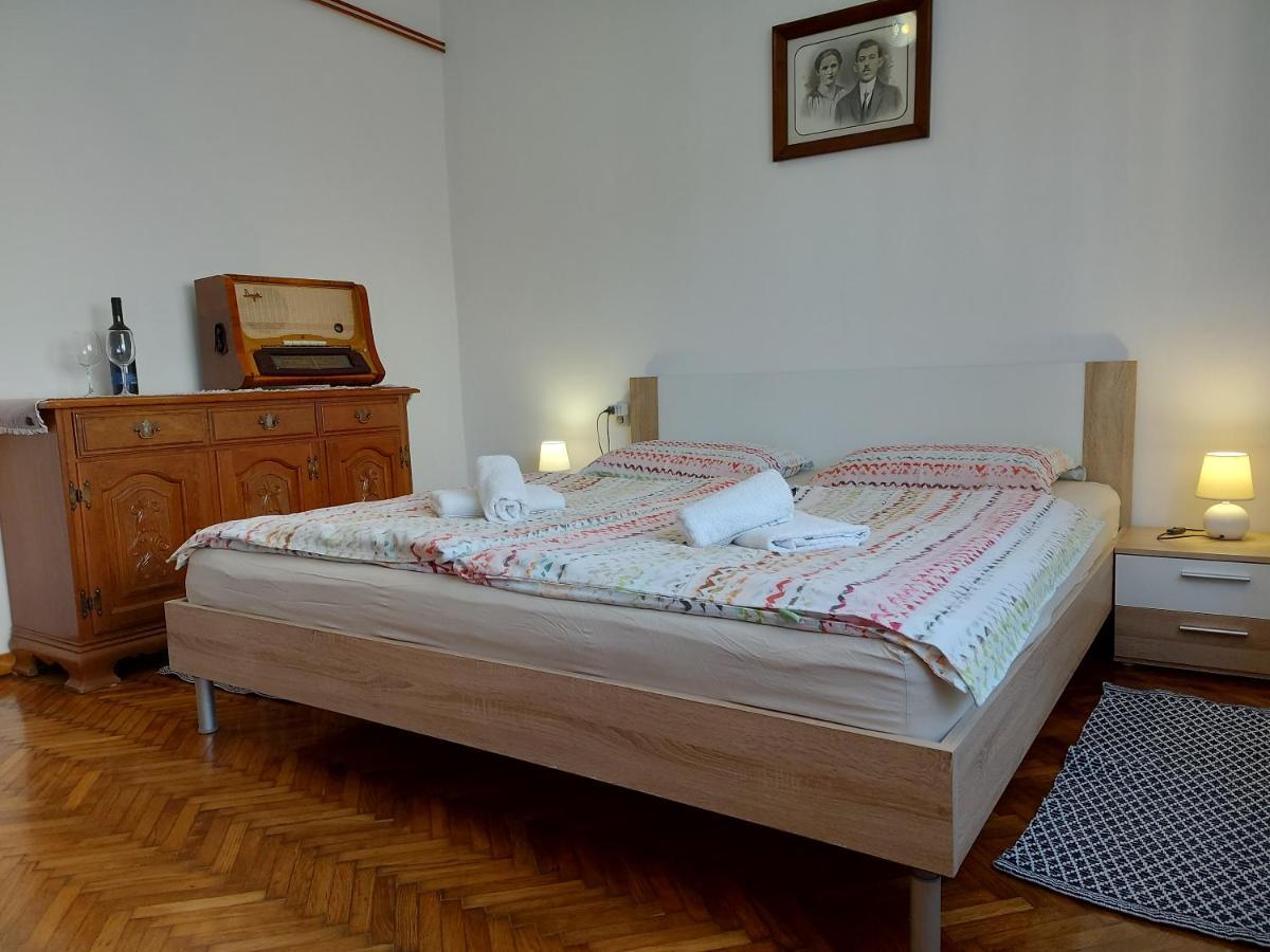 Apartman Tince Delnice Exterior foto